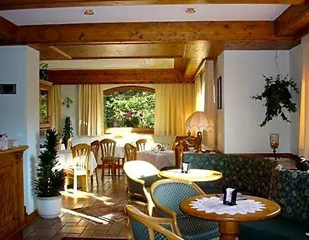 Mondeval Otel